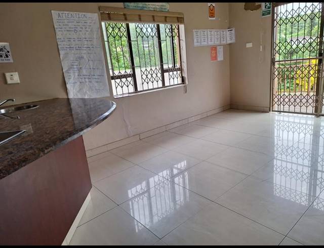 4 BEDROOM HOUSE FOR SALE IN CRAIGIEBURN